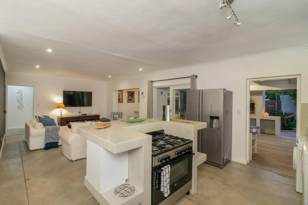 Ferienhaus Sun, Fun And Laughter In Plett - Back Up Power! Plettenberg Bay